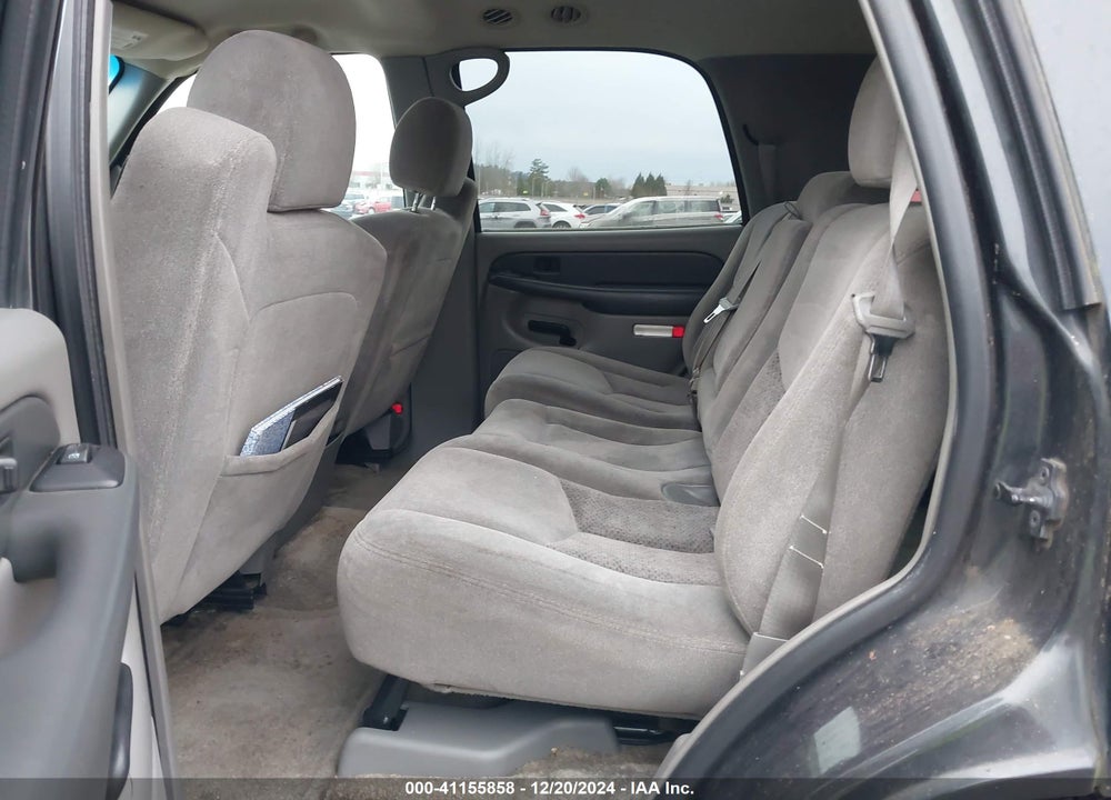 2003 CHEVROLET TAHOE LS VIN: 1GNEC13V13R227201
