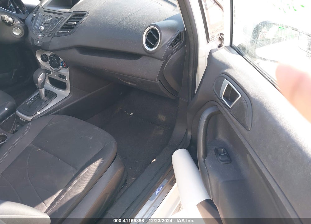 2015 FORD FIESTA SE VIN: 3FADP4EJXFM204449