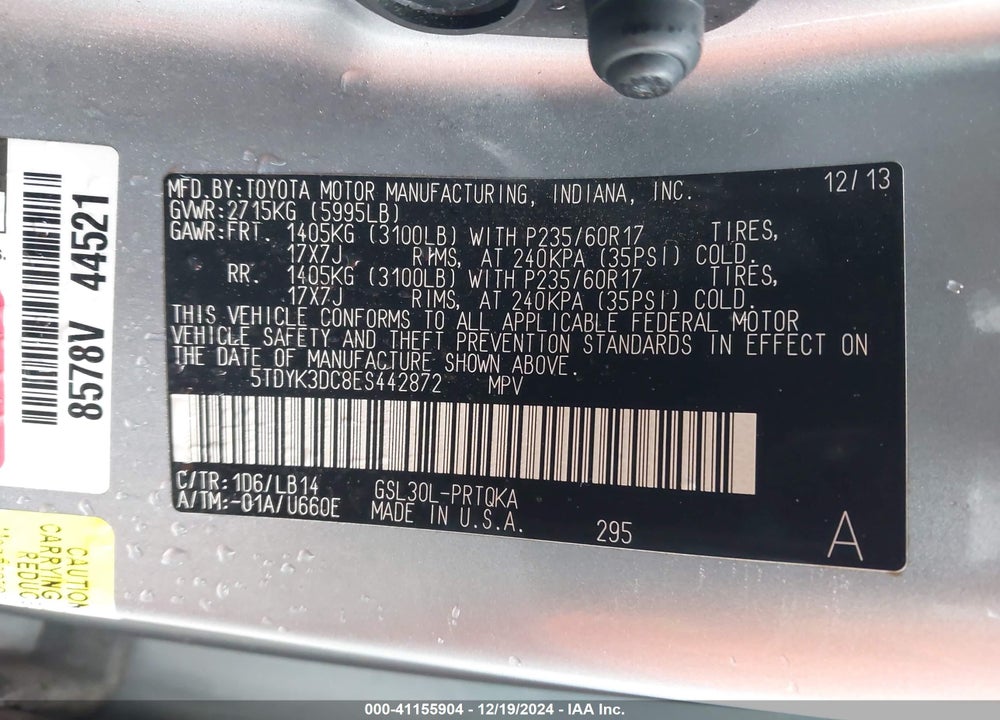 2014 TOYOTA SIENNA XLE V6 8 PASSENGER VIN: 5TDYK3DC8ES442872