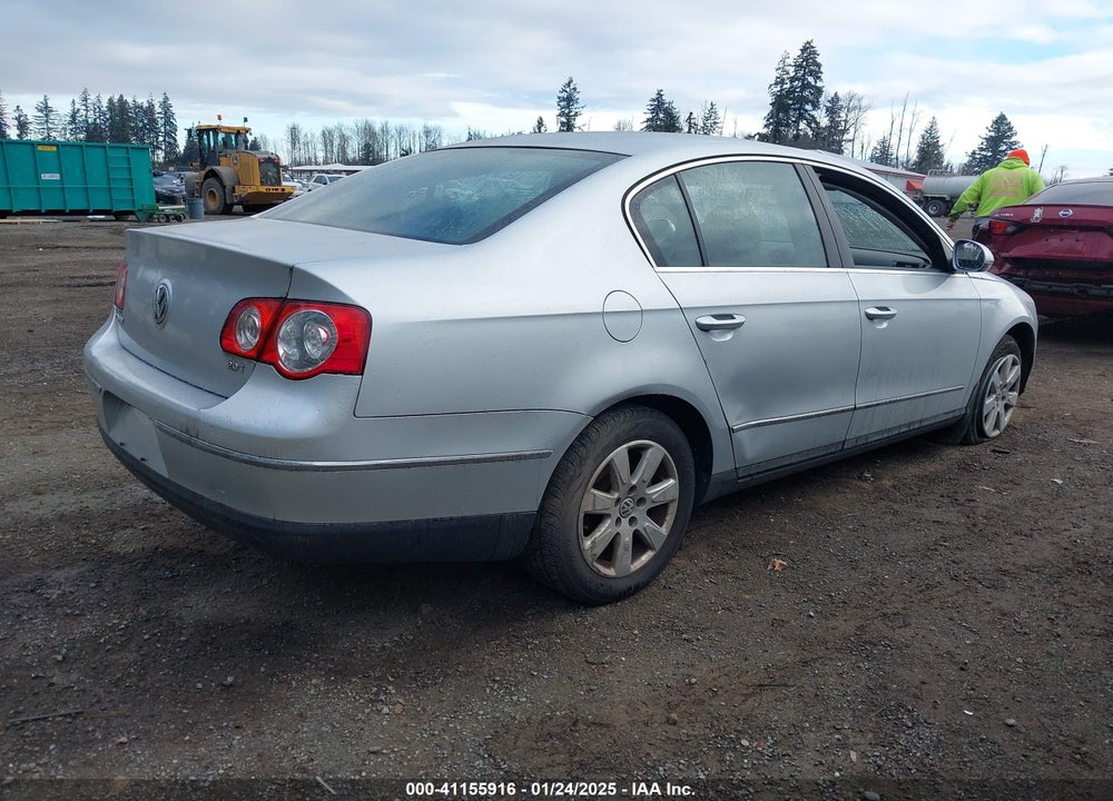 2007 VOLKSWAGEN PASSAT VIN: WVWGK73C67P010007