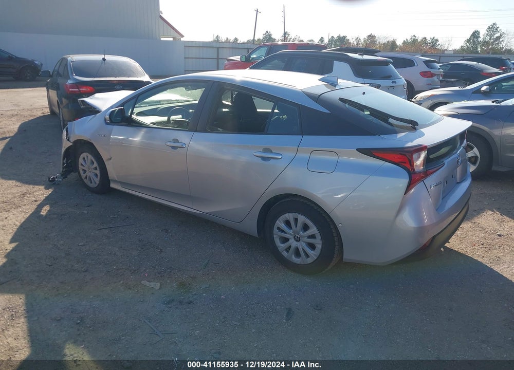 2022 TOYOTA PRIUS VIN: JTDKAMFU5N3189130