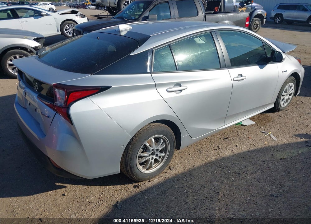2022 TOYOTA PRIUS VIN: JTDKAMFU5N3189130