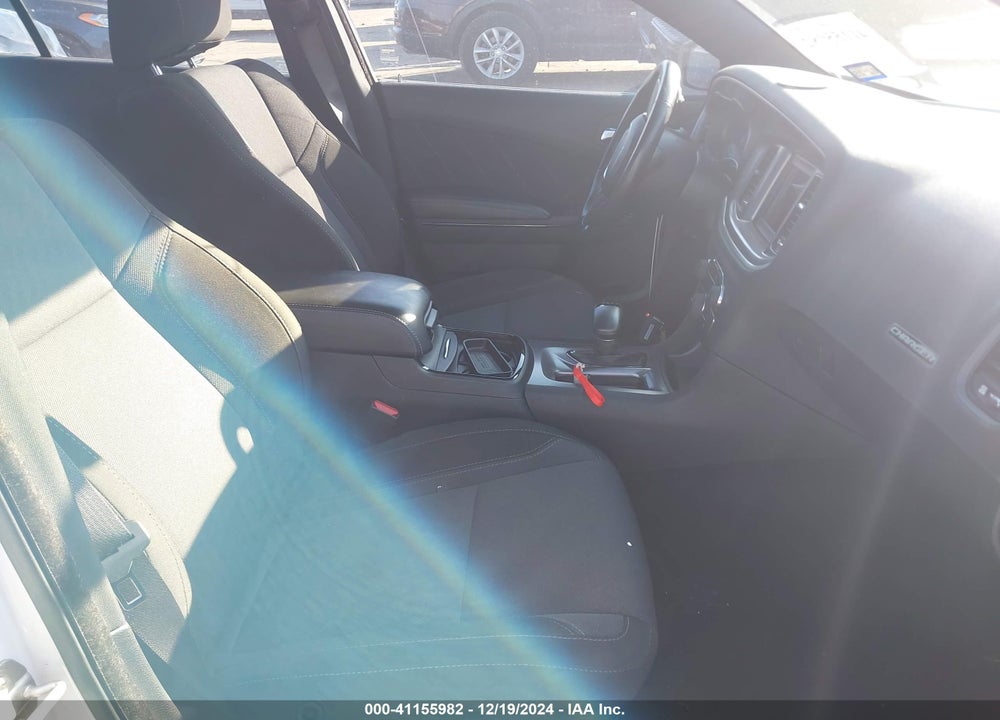 2020 DODGE CHARGER VIN: 2C3CDXBG8LH102008
