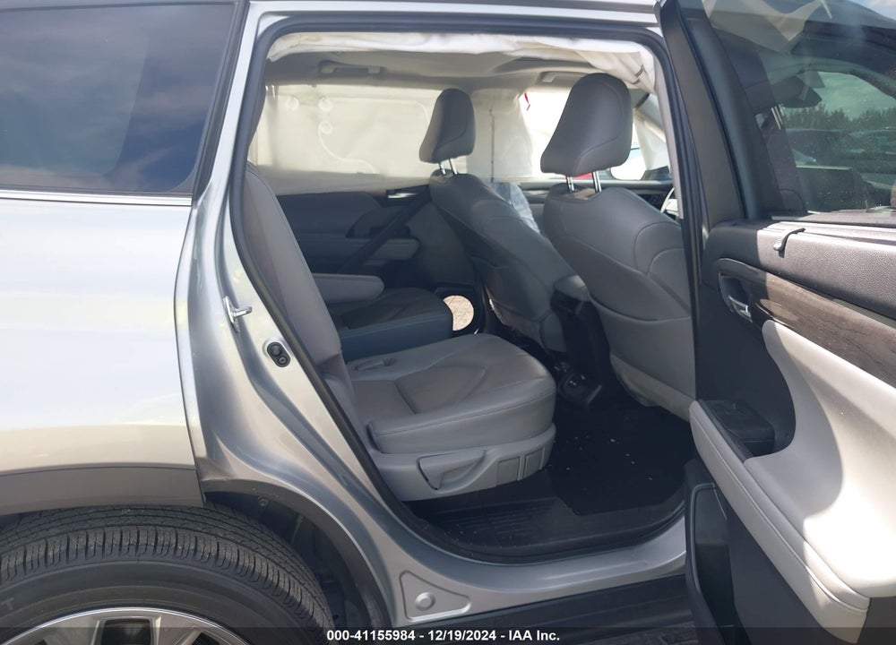 2021 TOYOTA HIGHLANDER LIMITED VIN: 5TDYZRAH3MS068118