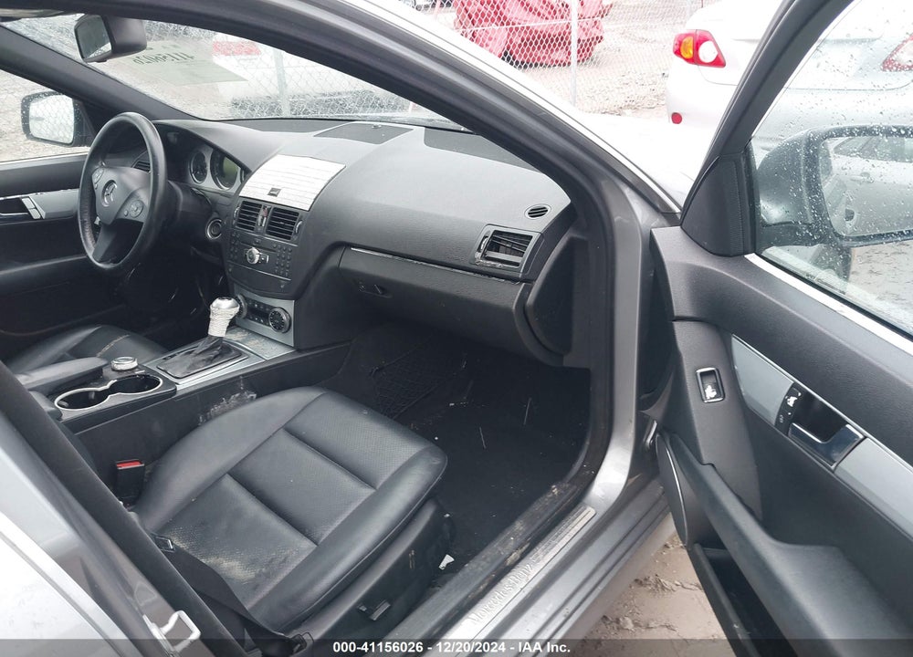 2008 MERCEDES-BENZ C 300 LUXURY/SPORT VIN: WDDGF54X38R012576