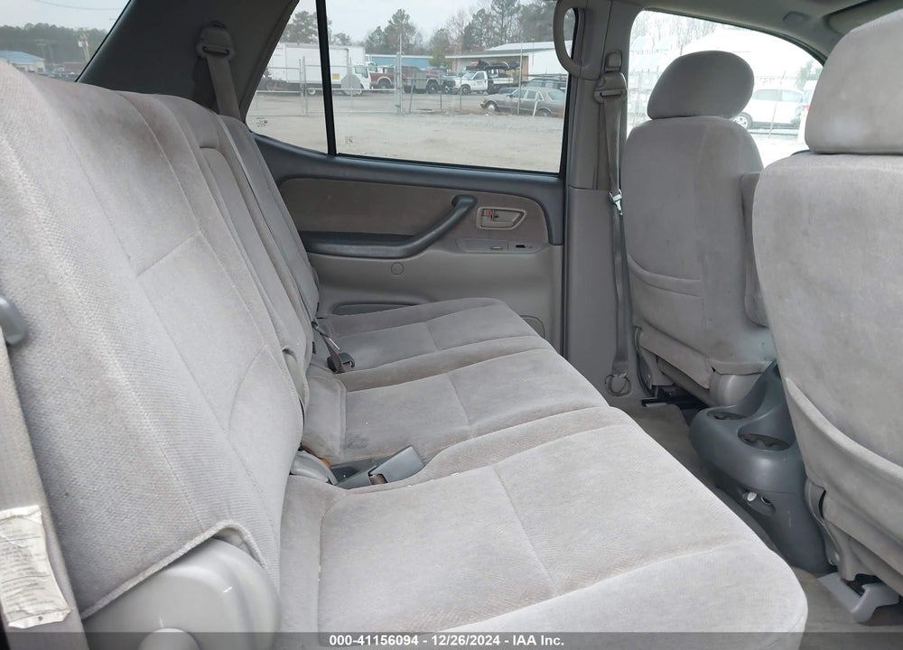 2001 TOYOTA SEQUOIA SR5 V8 VIN: 5TDBT44A61S015918