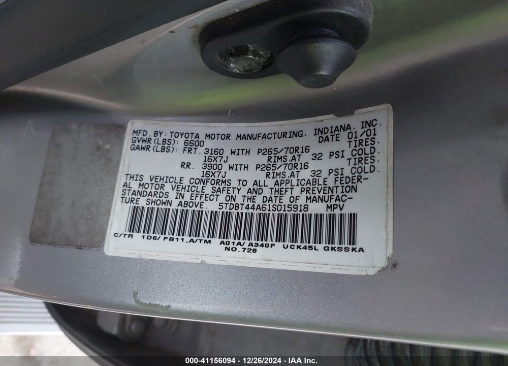 2001 TOYOTA SEQUOIA SR5 V8 VIN: 5TDBT44A61S015918