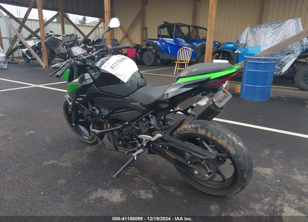 2022 KAWASAKI ER400 D VIN: JKAERKD12NDAF4144