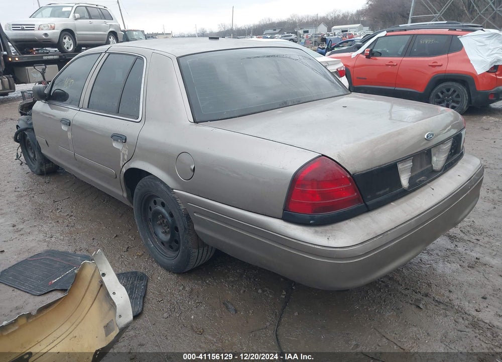 2008 FORD CROWN VICTORIA VIN: 2FAHP71V28X142953