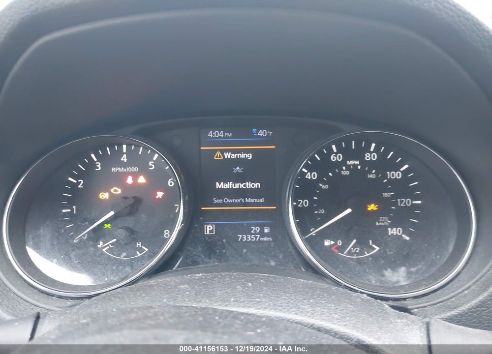 2018 NISSAN ROGUE SV VIN: 5N1AT2MVXJC827173