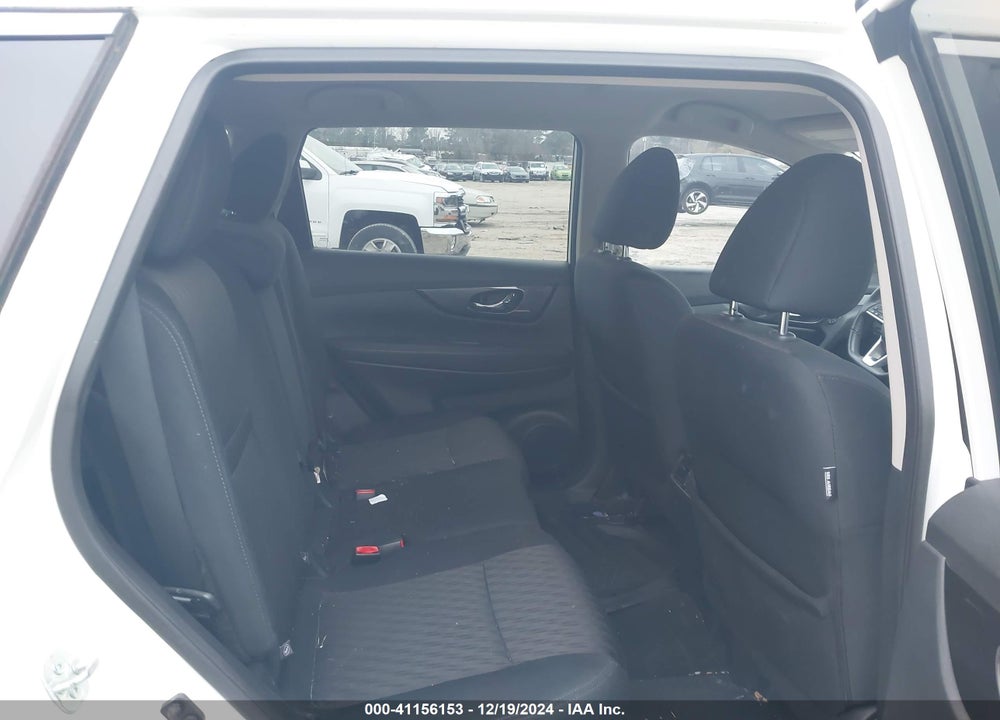 2018 NISSAN ROGUE SV VIN: 5N1AT2MVXJC827173