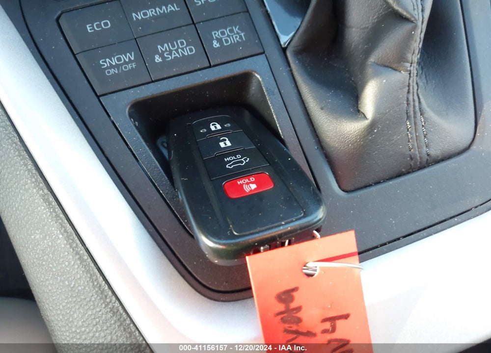 2022 TOYOTA RAV4 XLE PREMIUM VIN: 2T3A1RFV5NC319388