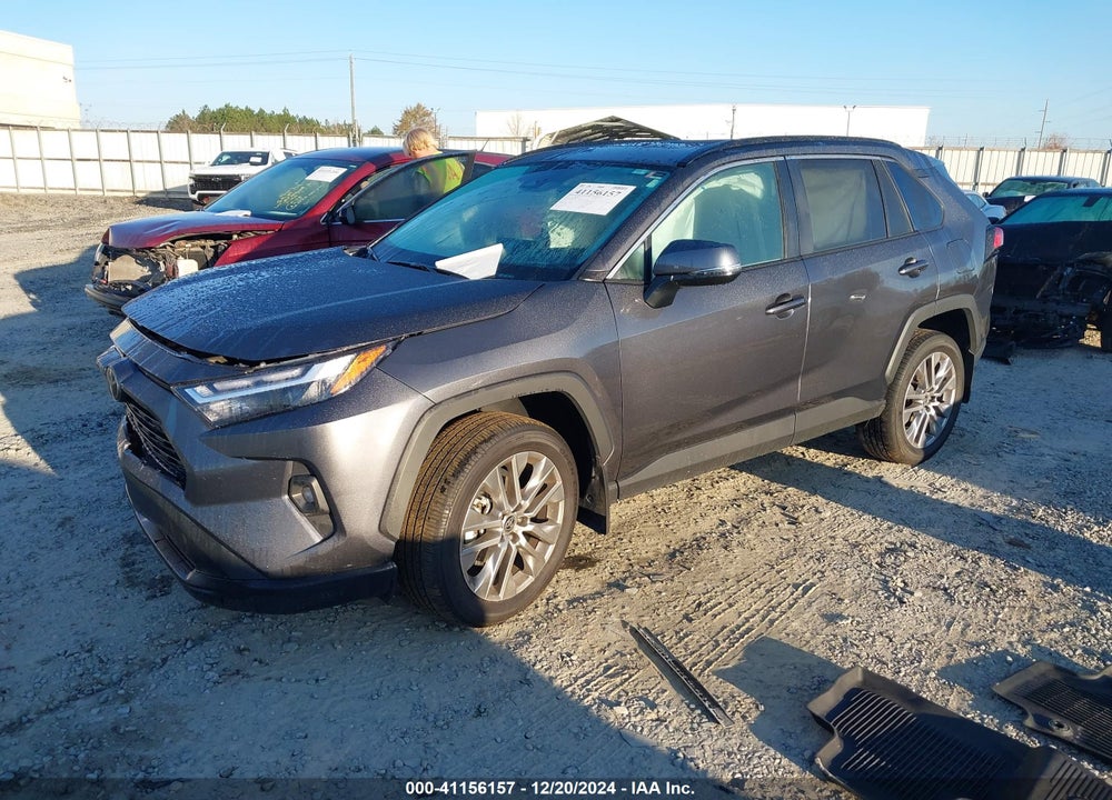 2022 TOYOTA RAV4 XLE PREMIUM VIN: 2T3A1RFV5NC319388
