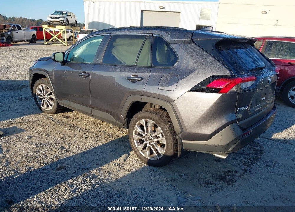 2022 TOYOTA RAV4 XLE PREMIUM VIN: 2T3A1RFV5NC319388