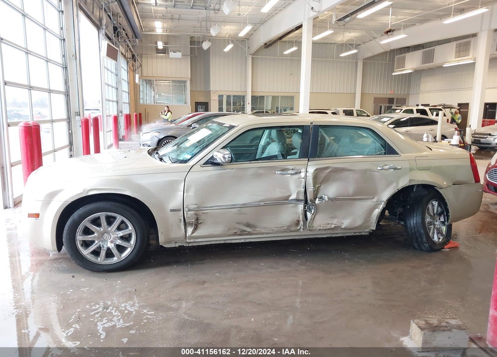 2010 CHRYSLER 300 TOURING/SIGNATURE SERIES/EXECUTIVE SERIES VIN: 2C3CA5CV9AH147370