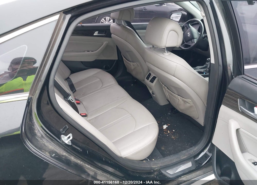 2015 HYUNDAI SONATA VIN: 5NPE34AF0FH101610
