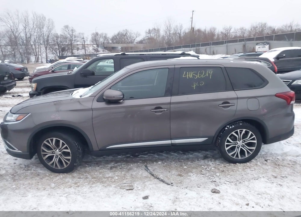 2017 MITSUBISHI OUTLANDER VIN: JA4AZ3A3XHZ035148