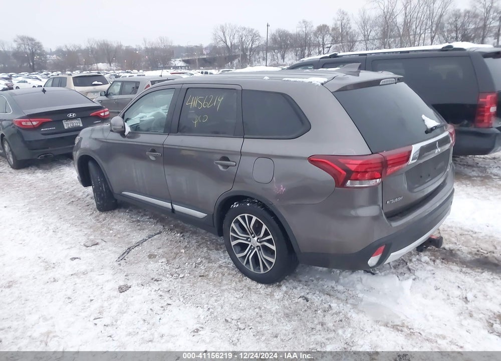 2017 MITSUBISHI OUTLANDER VIN: JA4AZ3A3XHZ035148