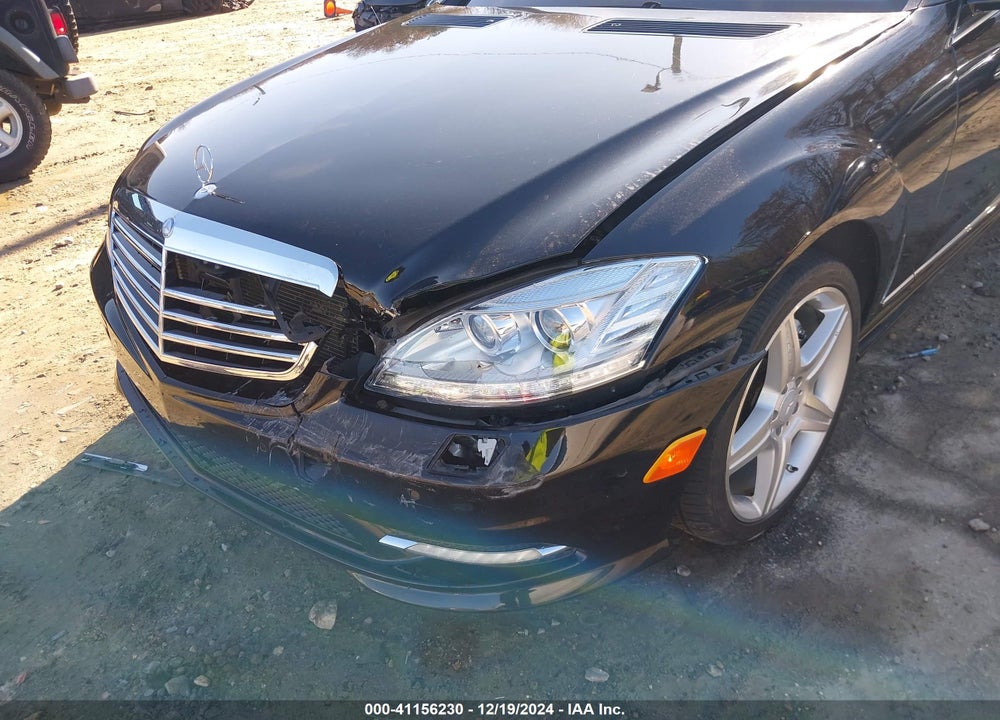 2010 MERCEDES-BENZ S 550 VIN: WDDNG7BB7AA346184