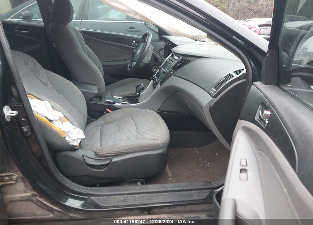 2014 HYUNDAI SONATA GLS VIN: 5NPEB4AC5EH931717