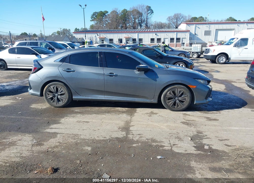 2017 HONDA CIVIC EX VIN: SHHFK7H5XHU209044