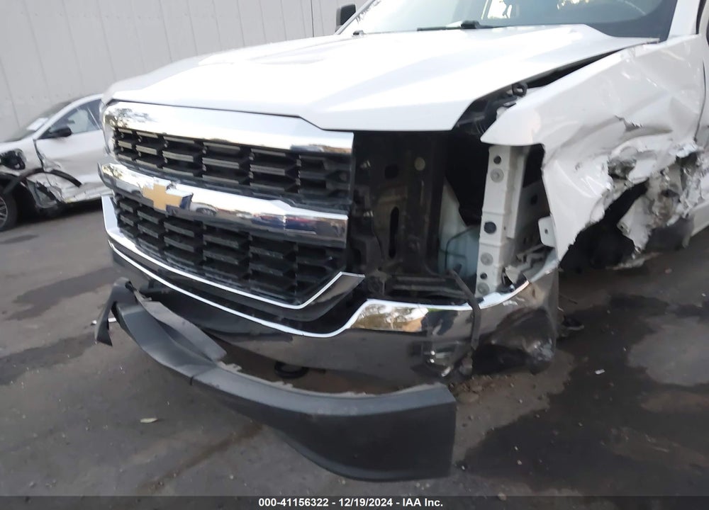 2018 CHEVROLET SILVERADO 1500 VIN: 3GCUKRER1JG232787