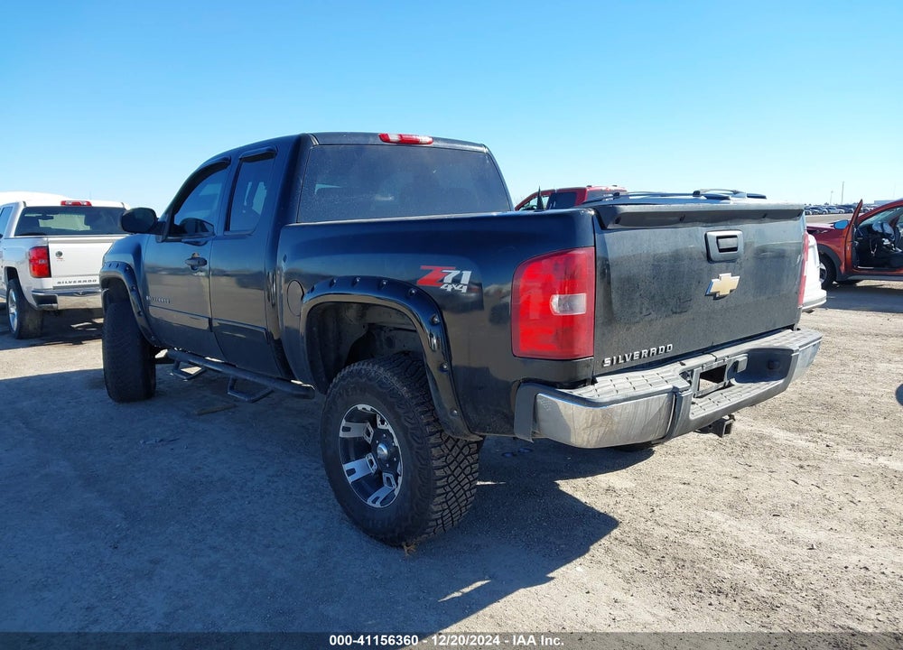 2007 CHEVROLET SILVERADO 1500 LT1 VIN: 1GCEK19C57Z549220