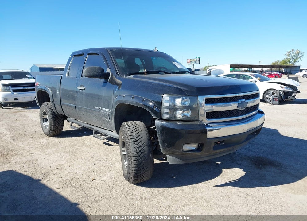 2007 CHEVROLET SILVERADO 1500 LT1 VIN: 1GCEK19C57Z549220