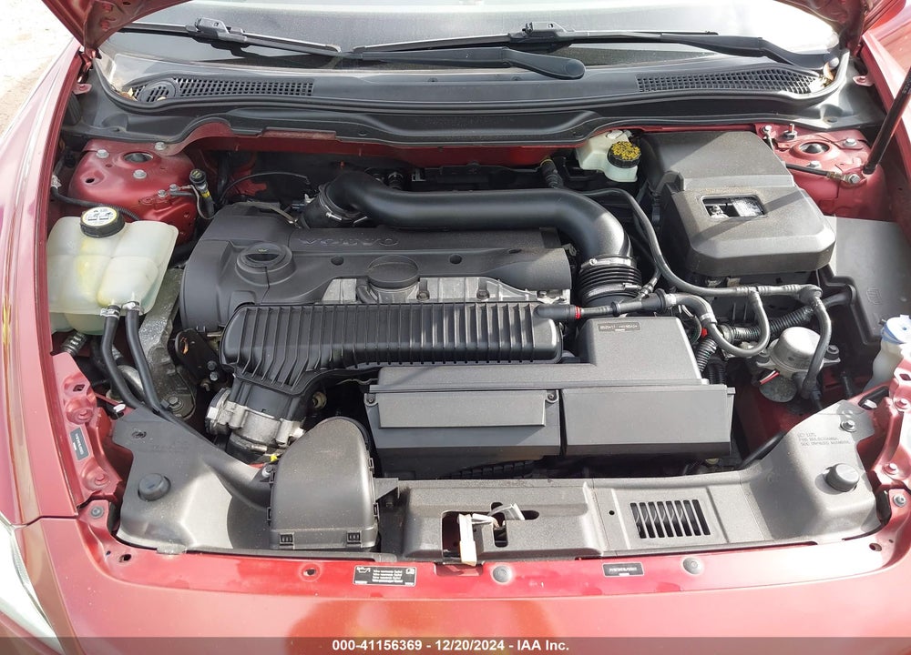 2011 VOLVO C70 VIN: YV1672MC1BJ120922