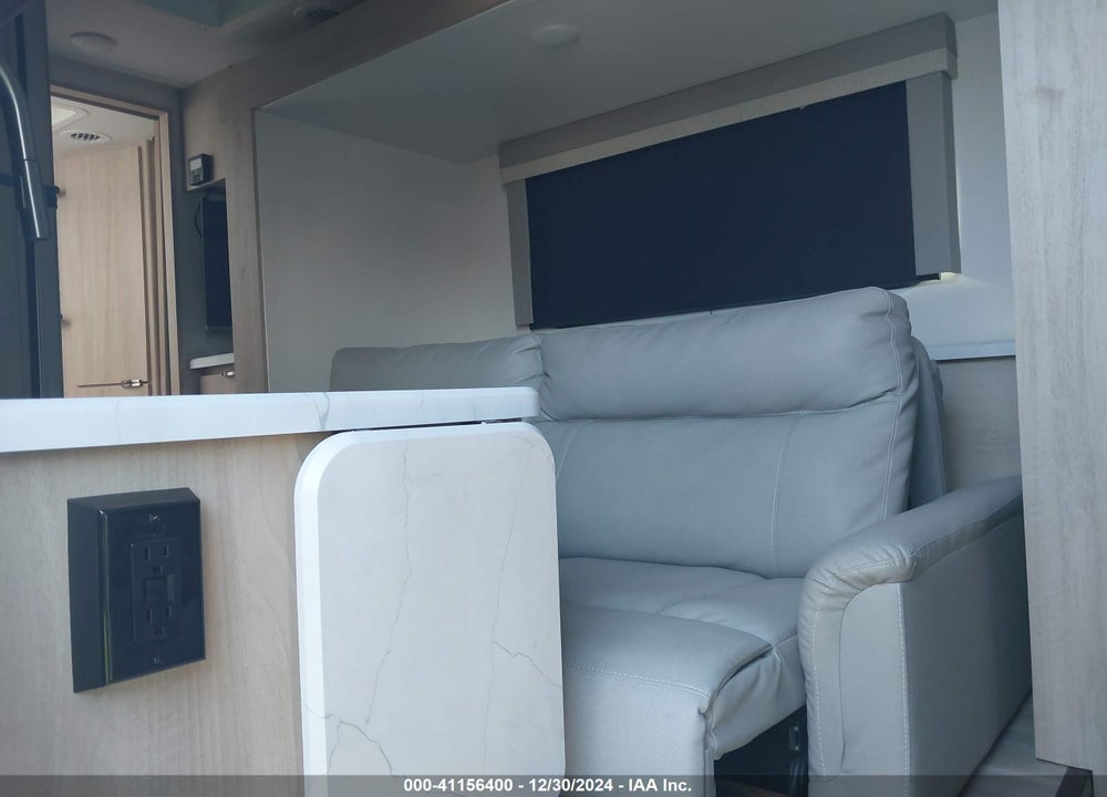 2024 WINNEBAGO MICRO MINNIE VIN: 54CTM2J23R3079415