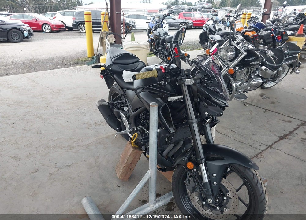 2022 YAMAHA MT-03 VIN: MH3RH20Y2NK008115