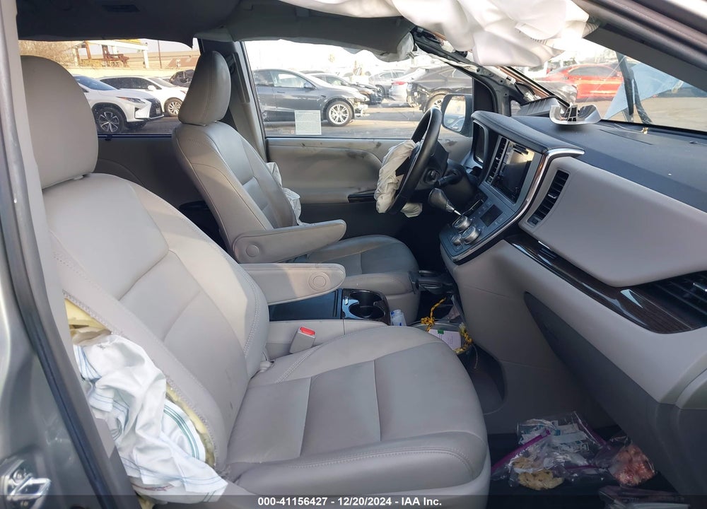 2017 TOYOTA SIENNA XLE LIMITED VIN: 5TDYZ3DC6HS828707