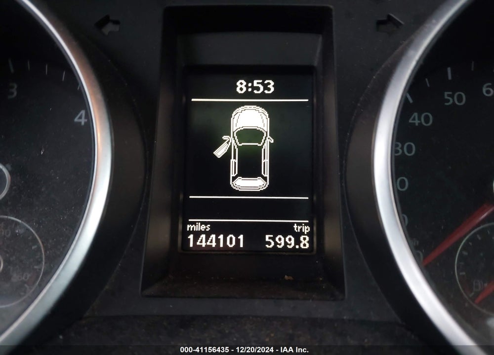 2011 VOLKSWAGEN GOLF TDI 4-DOOR VIN: WVWDM7AJ7BW228079