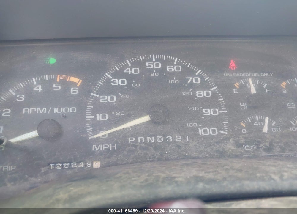 1996 GMC SUBURBAN K1500 VIN: 3GKFK16R7TG520460