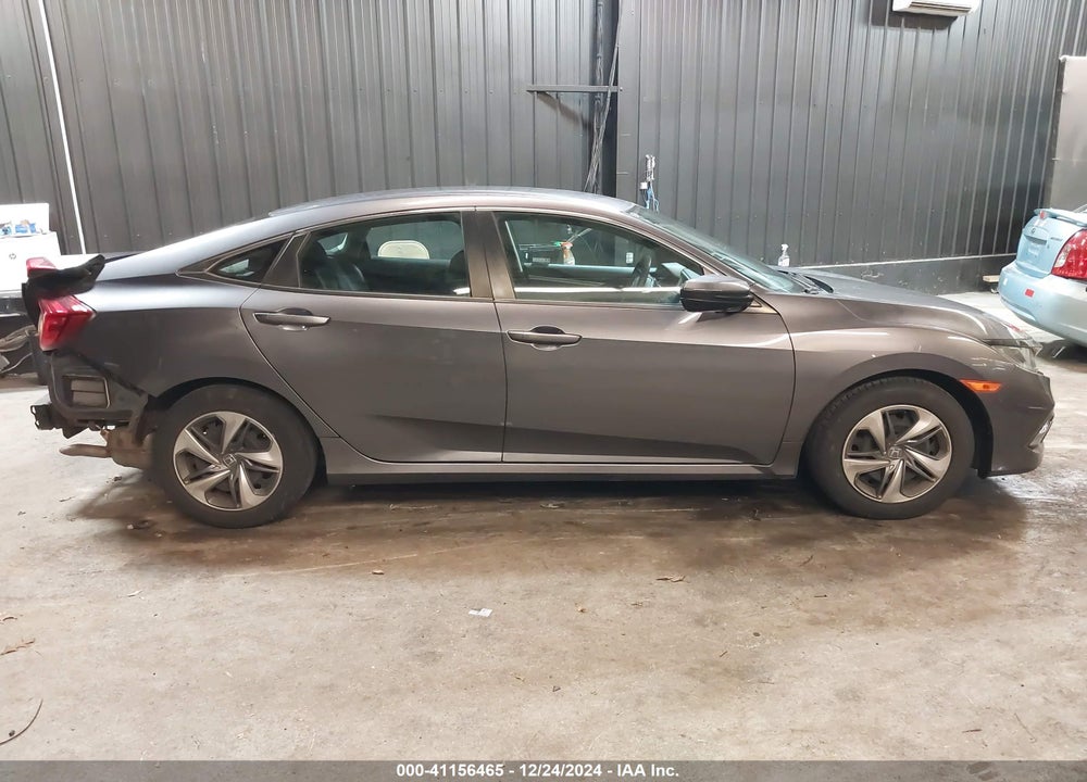 2019 HONDA CIVIC LX VIN: 2HGFC2F6XKH557698