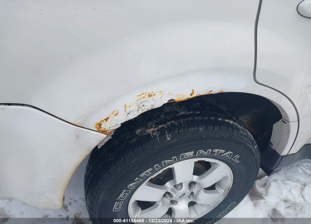 2009 FORD ESCAPE VIN: 1FMCU04G79KA10420