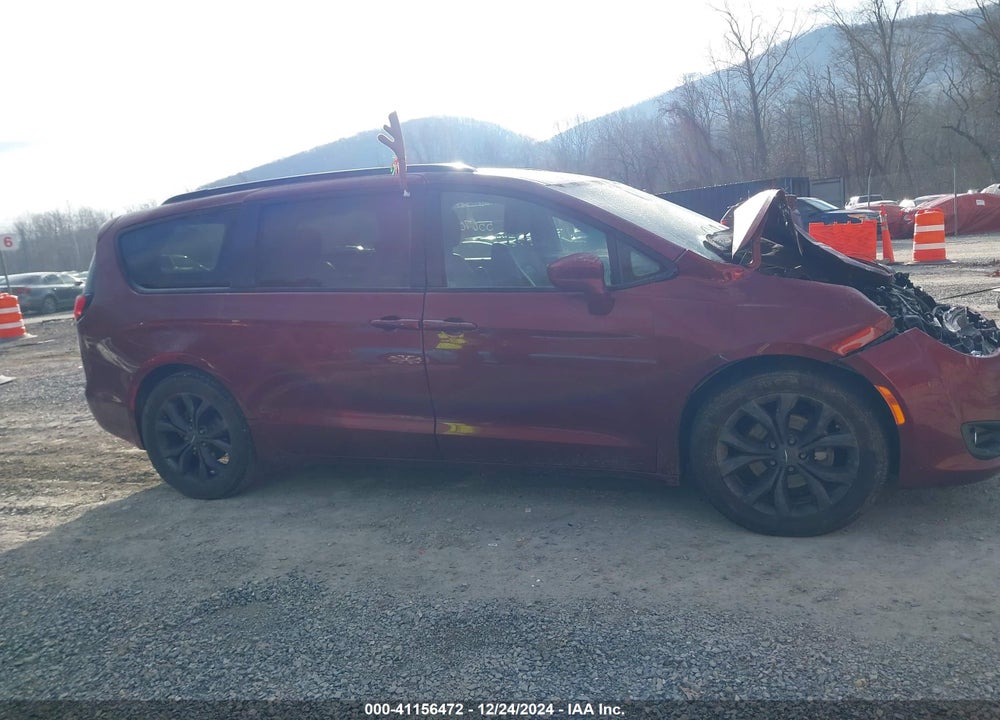 2020 CHRYSLER PACIFICA VIN: 2C4RC1BG6LR239710