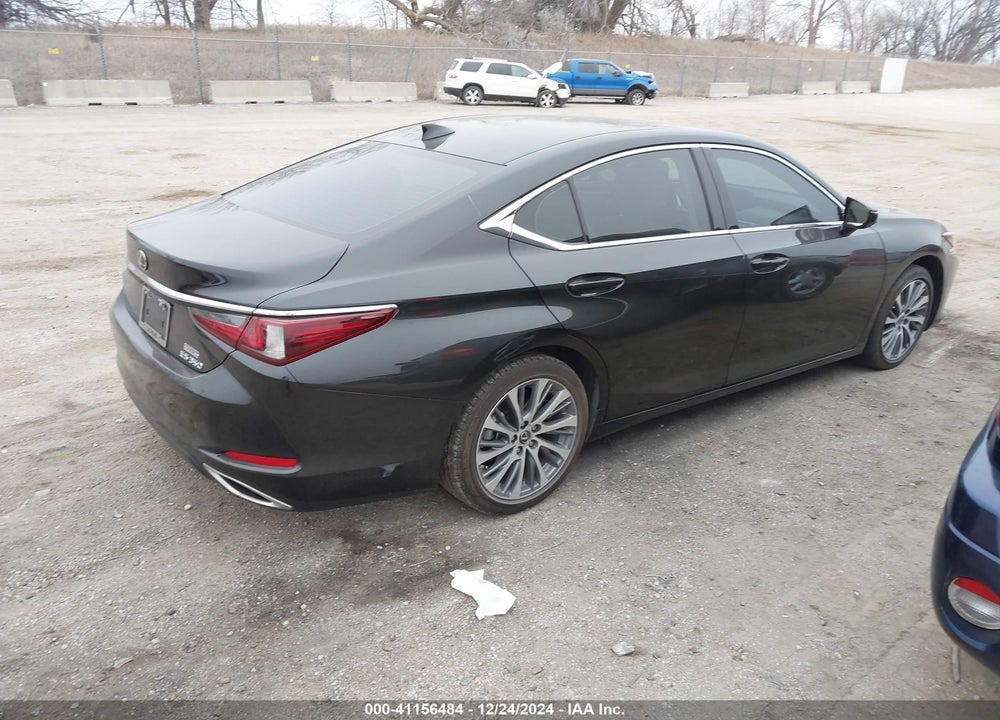 2021 LEXUS ES VIN: 58ADZ1B16MU110766