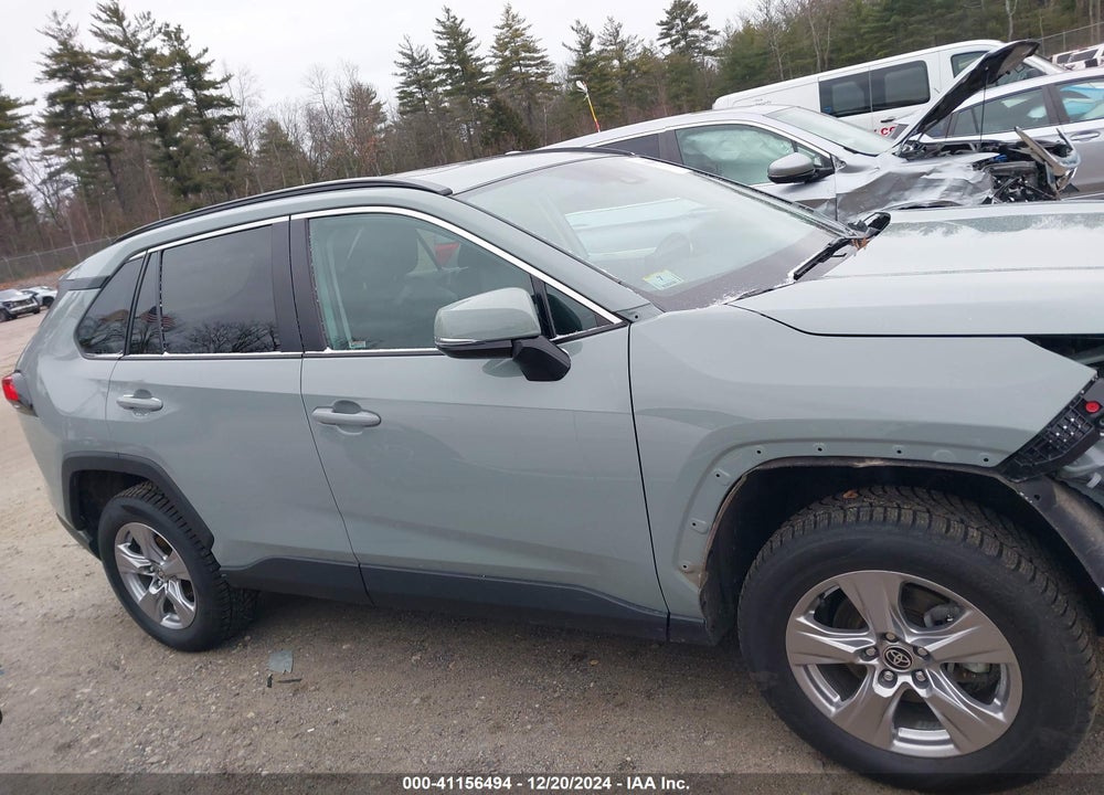2022 TOYOTA RAV4 XLE VIN: 2T3P1RFV2NW276539