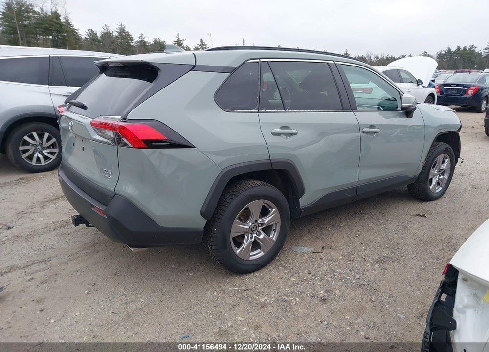 2022 TOYOTA RAV4 XLE VIN: 2T3P1RFV2NW276539