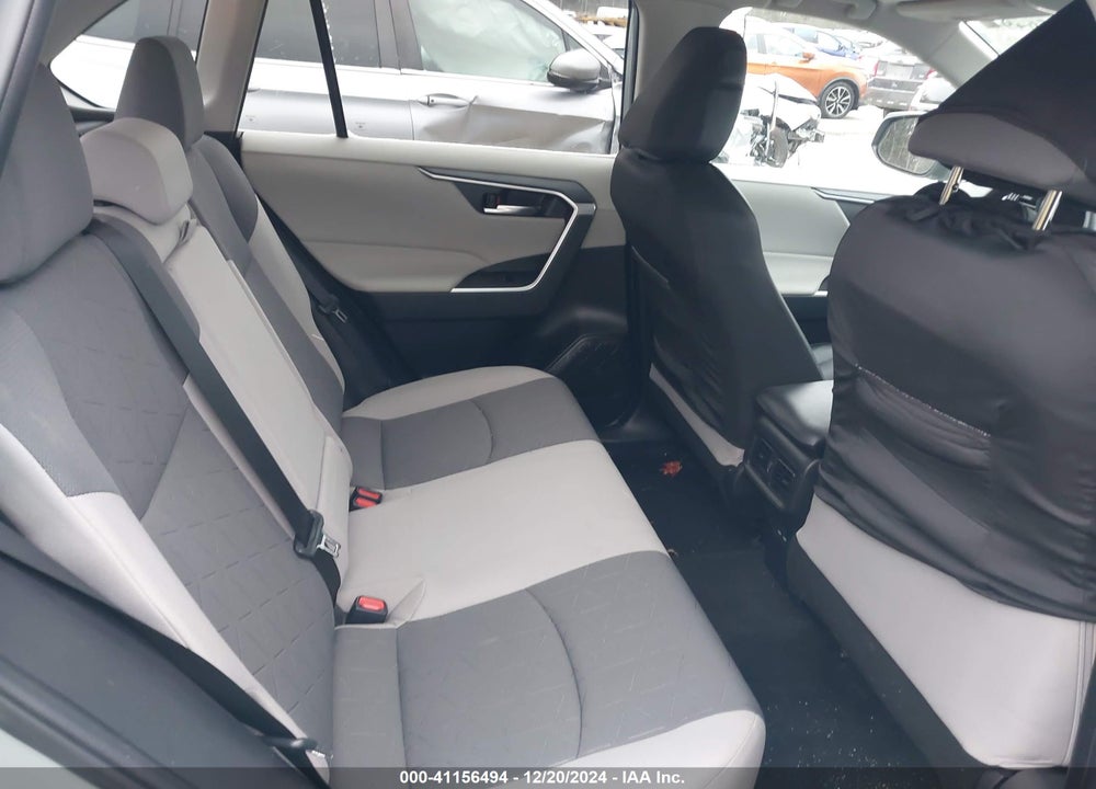 2022 TOYOTA RAV4 XLE VIN: 2T3P1RFV2NW276539