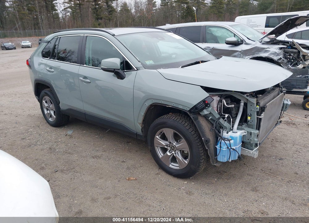 2022 TOYOTA RAV4 XLE VIN: 2T3P1RFV2NW276539