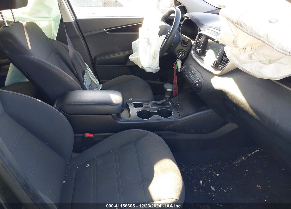 2020 KIA SORENTO VIN: 5XYPG4A53LG630587
