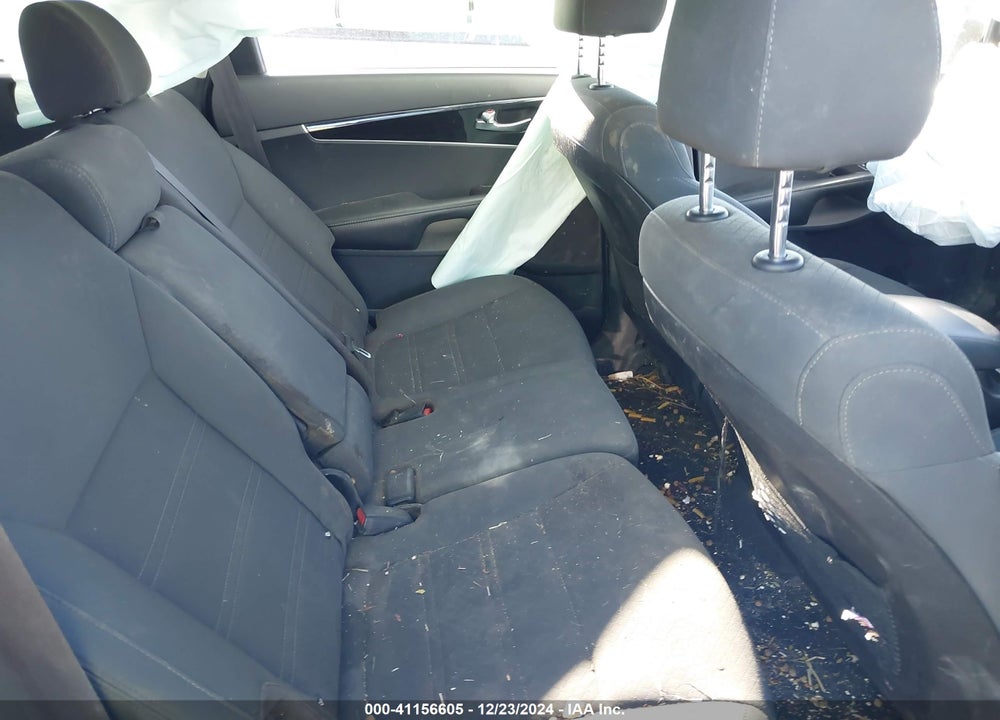 2020 KIA SORENTO VIN: 5XYPG4A53LG630587