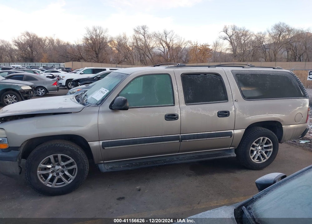 2002 CHEVROLET SUBURBAN 1500 LS VIN: 1GNEC16Z72J136848
