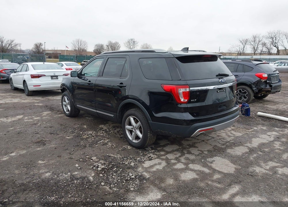 2017 FORD EXPLORER XLT VIN: 1FM5K8D83HGD47688