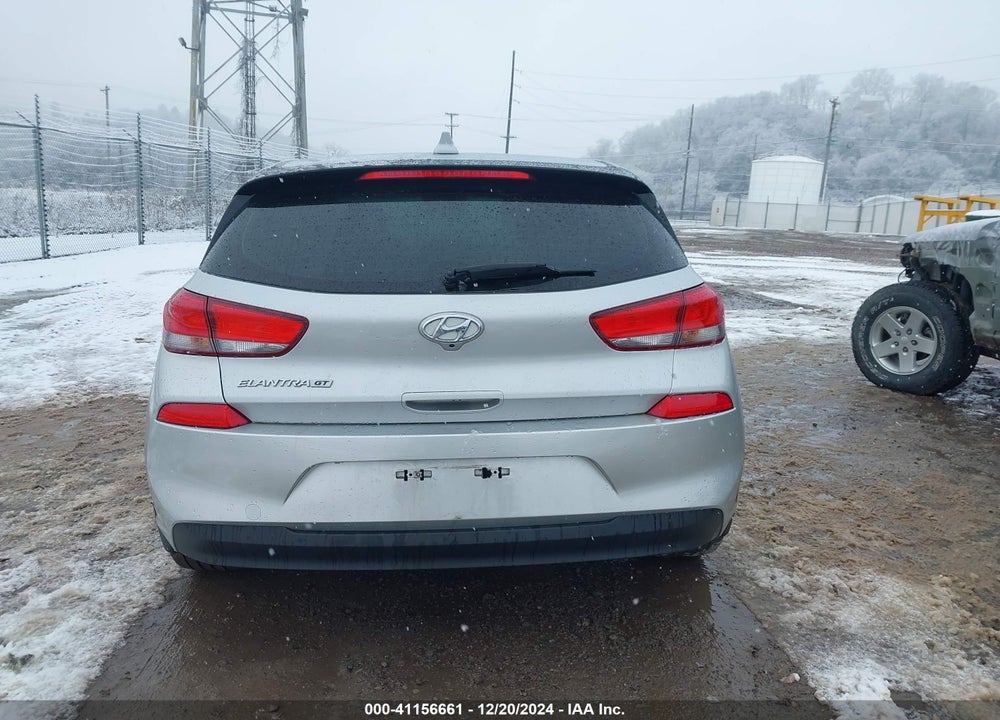 2018 HYUNDAI ELANTRA GT VIN: KMHH35LE8JU018735
