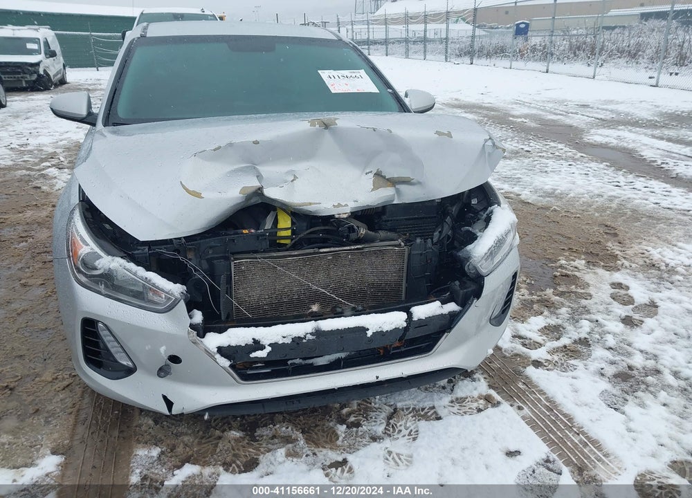 2018 HYUNDAI ELANTRA GT VIN: KMHH35LE8JU018735