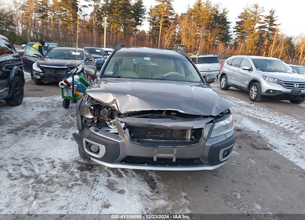 2011 VOLVO XC70 VIN: YV4940BZ8B1115060