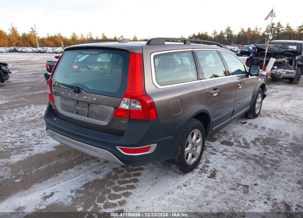 2011 VOLVO XC70 VIN: YV4940BZ8B1115060